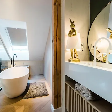 Nad Jeziorem Drweckim Turystyczna # 17 *